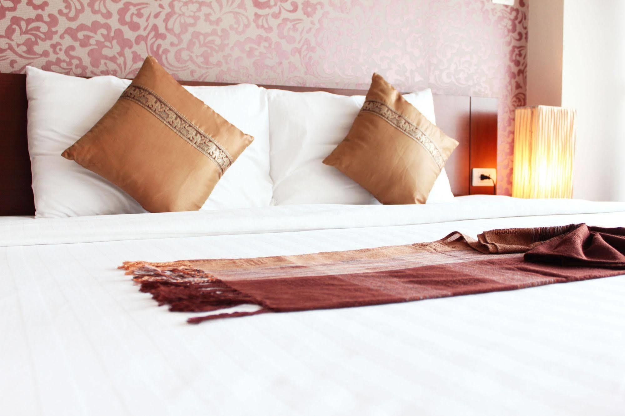 Baiyoke Ciao Hotel Chiang Mai Bagian luar foto