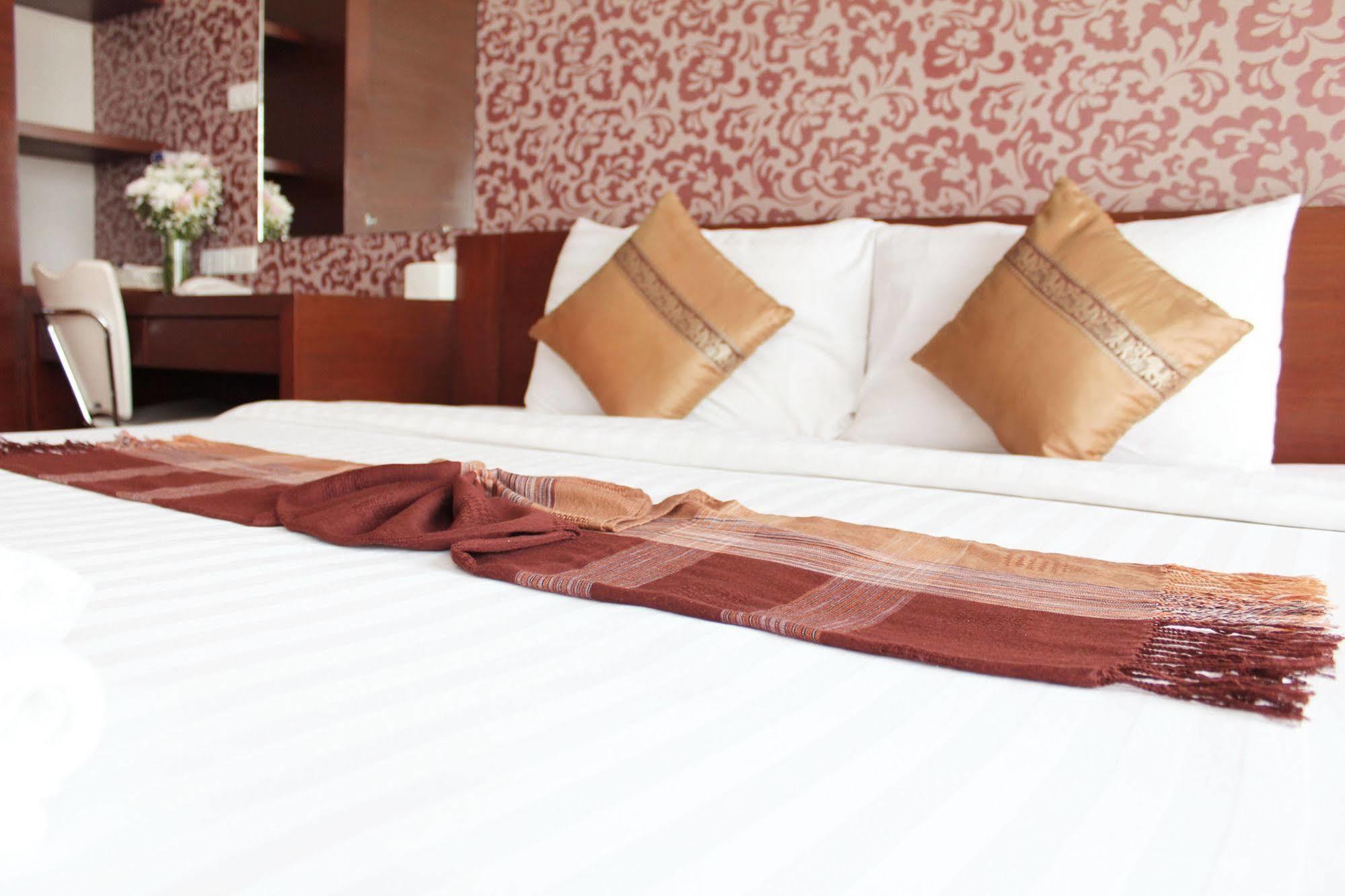 Baiyoke Ciao Hotel Chiang Mai Bagian luar foto