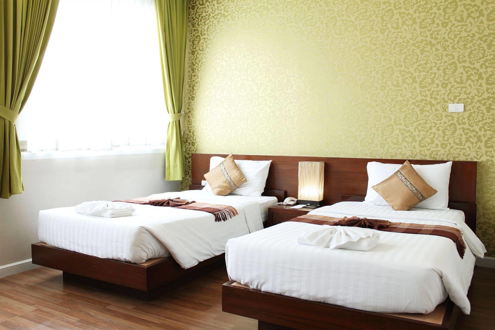 Baiyoke Ciao Hotel Chiang Mai Bagian luar foto